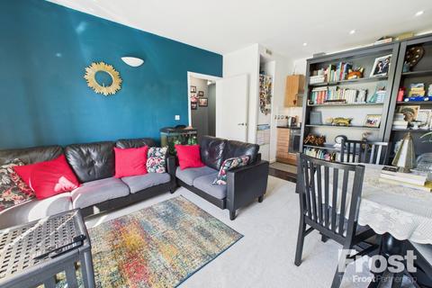 11 Sovereign Heights, Slough, SL3 8PZ
