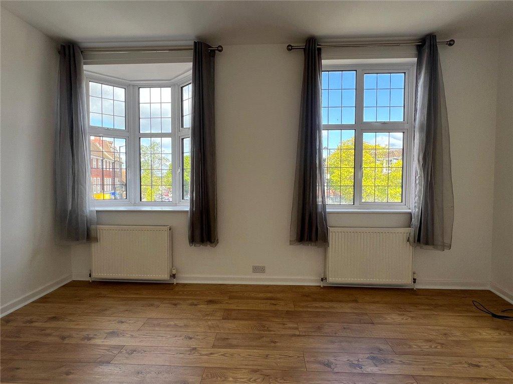 Apartment in Ruislip - More
