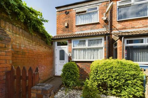 2 bedroom end of terrace house for sale, Chestnut Avenue, Hull HU8 7RX