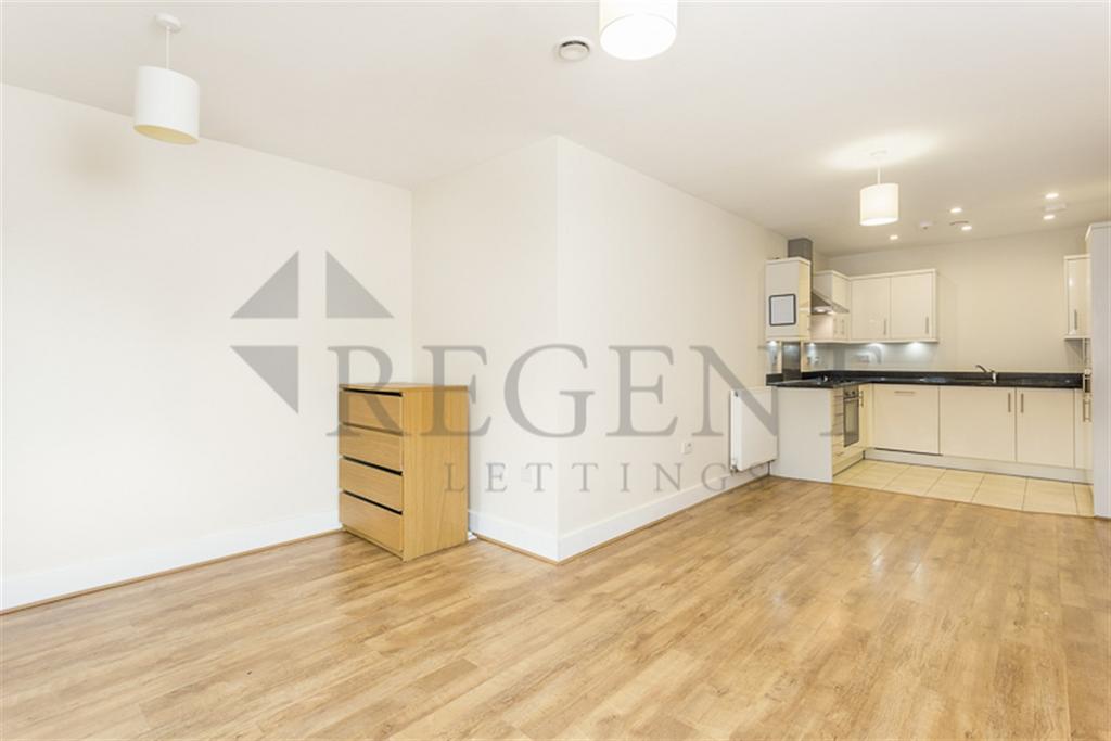 Elderberry Court, Alberon Gardens, NW11 1 bed apartment - £325,000