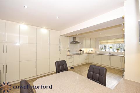 2 Broadstone Close, Rochdale, OL12 7PH