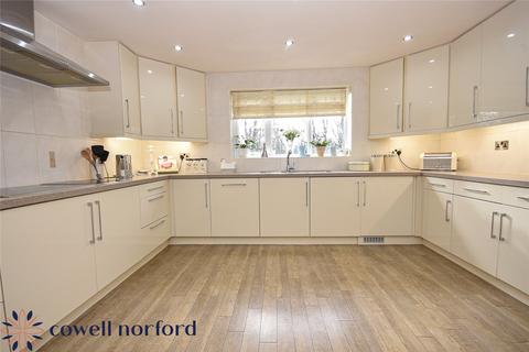 2 Broadstone Close, Rochdale, OL12 7PH