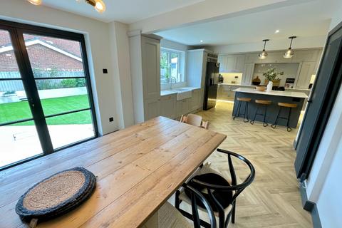 41 Kilmarnock Drive, Luton, LU2 7YP