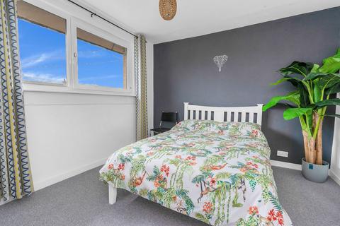 2 bedroom terraced house to rent, John Street, Penicuik, Midlothian, EH26