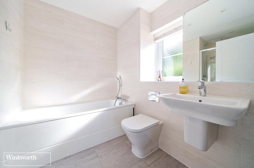 Ensuite Bathroom