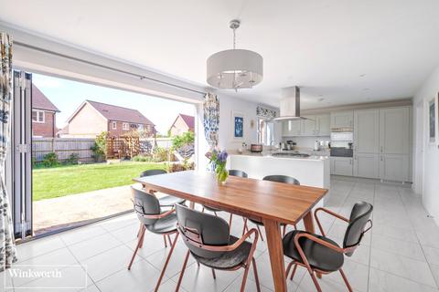 1 Centenary Fields, Bramley, Tadley, RG26 5GU