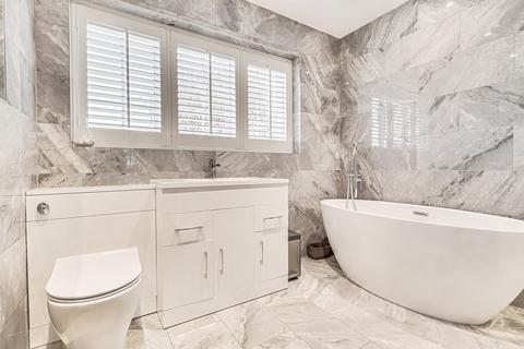 74 Bishopsteignton, Shoeburyness, Southend-on-sea, SS3 8AR