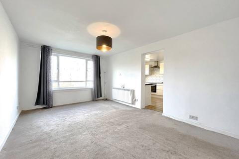 3 bedroom flat to rent, Russell Drive, Ayr KA8