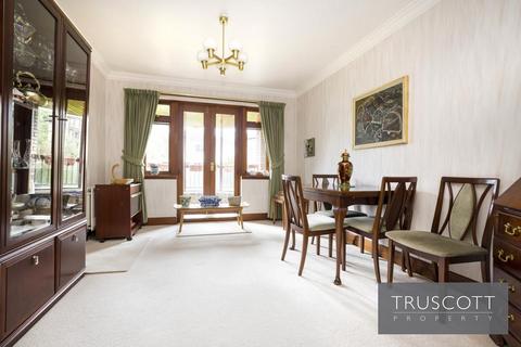 78/2 Barnton Park View, Edinburgh, EH4 6HJ