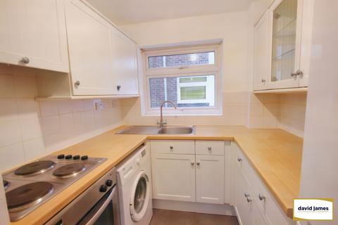 1 bedroom flat to rent, Flat , Sinclair Court,  Copers Cope Road, Beckenham