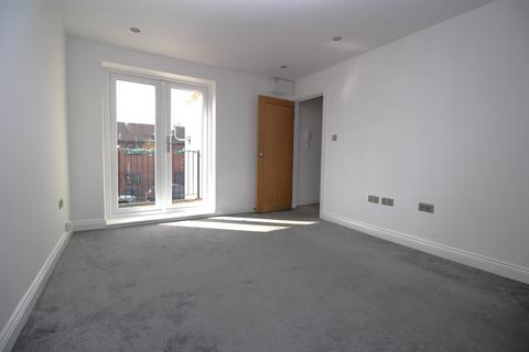 2 bedroom flat for sale, Gordon Road, High Wycombe, HP13