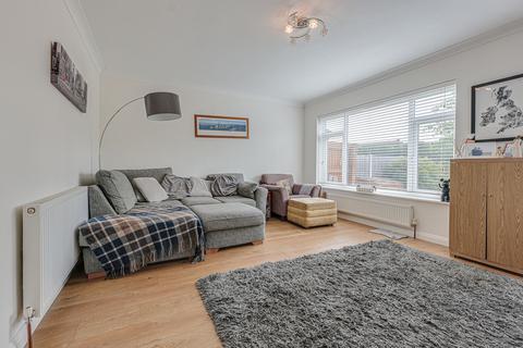 5 Ash Road, Benfleet, SS7 2BA