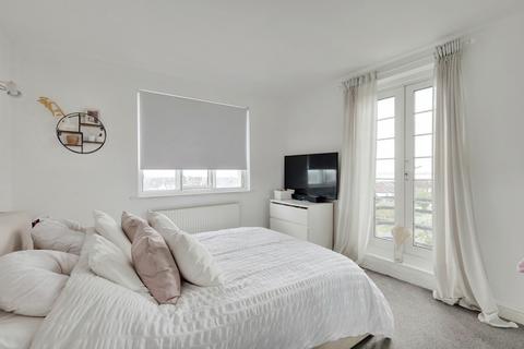 1 bedroom apartment for sale, London Road, Leigh-on-sea, SS9