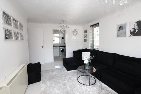 1 bedroom flat for sale, Plumstead High Street, London, SE18