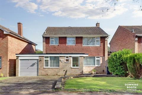 3 bedroom detached house for sale, Anson Avenue, Lichfield WS13