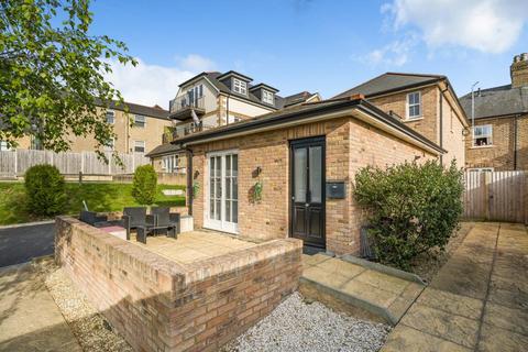 1 bedroom flat for sale, High Wycombe,  Buckinghamshire,  HP13