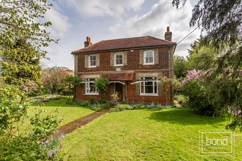 4 bedroom detached house for sale, Main Road, Chelmsford CM3