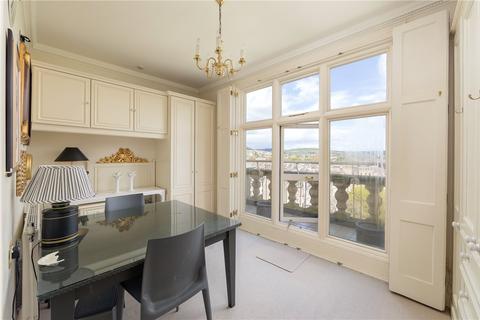 2 bedroom apartment for sale, The Empire, Grand Parade, Bath, Somerset, BA2