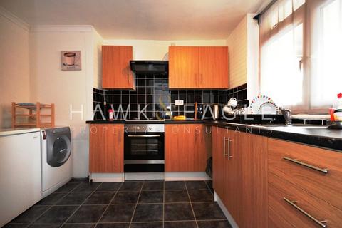 3 bedroom flat to rent, Island Gardens, London, Greater London. E14