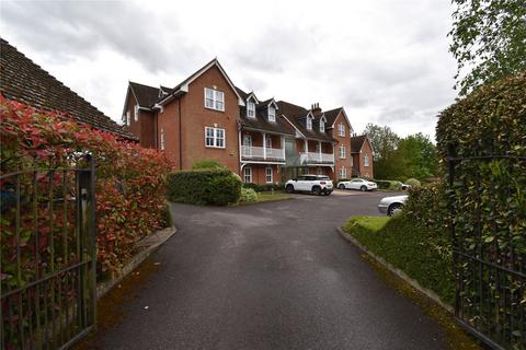 2 bedroom apartment to rent, Odiham, Hook RG29