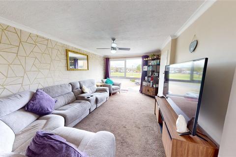 2 bedroom apartment for sale, Colne Court, East Tilbury, Essex, RM18