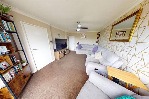 2 bedroom apartment for sale, Colne Court, East Tilbury, Essex, RM18