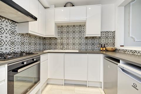 Flat 2, 18 Talbot Road, London, W2 5LH