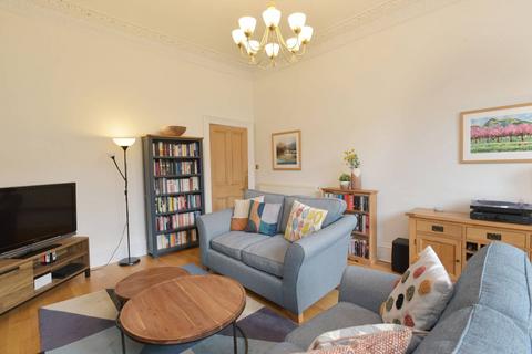 24/4 Polwarth Crescent, Edinburgh, EH11 1HN