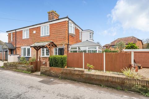 3 bedroom semi-detached house for sale, Lower Road, Staple