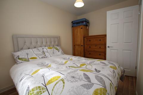2 bedroom bungalow for sale, Meadow Way, Jaywick, Clacton-on-Sea