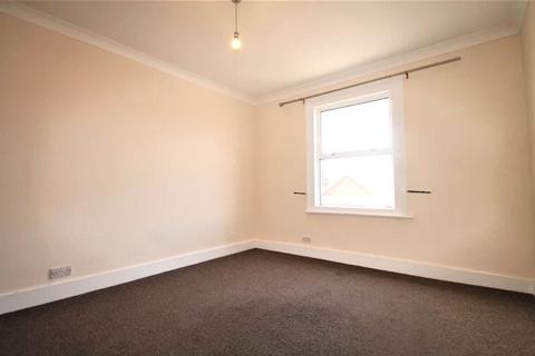 3 bedroom semi-detached house to rent, Wendover Road, Staines-upon-Thames, Surrey, TW18