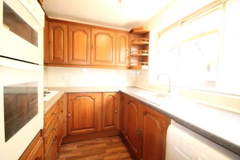 3 bedroom semi-detached house to rent, Wendover Road, Staines-upon-Thames, Surrey, TW18