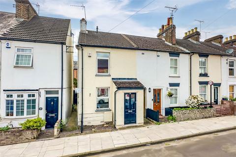 St Albans - 2 bedroom end of terrace house for sale