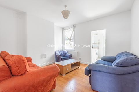 3 bedroom house to rent, Thurso Street Tooting SW17