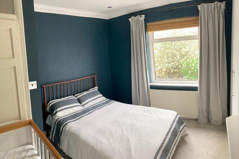 3 bedroom maisonette to rent, Rialto Road, Mitcham, CR4