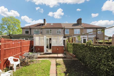 4 bedroom semi-detached house for sale, North Hyde Road, Hayes, Greater London