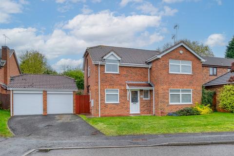 5 bedroom detached house for sale, Dunstall Close, Webheath, Redditch B97 5UY