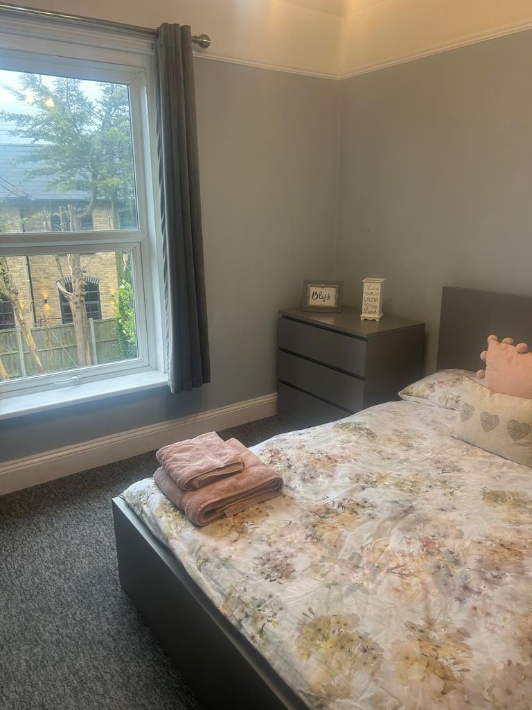 Bedroom bed - window