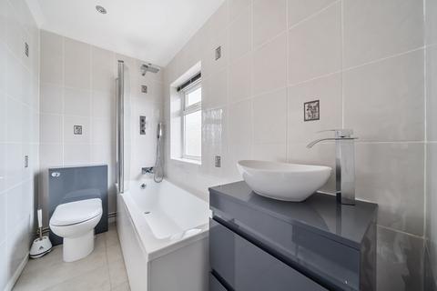83 Heathview Avenue, Crayford, Dartford, DA1 3QB