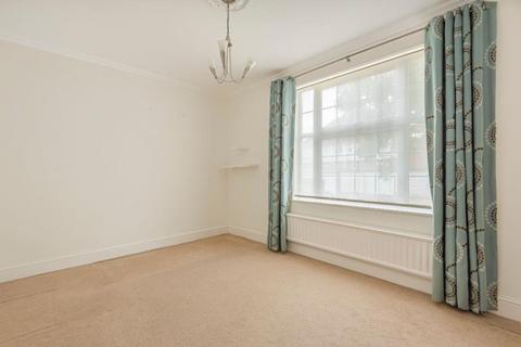 2 bedroom flat for sale, Northwood,  Middlesex,  HA6