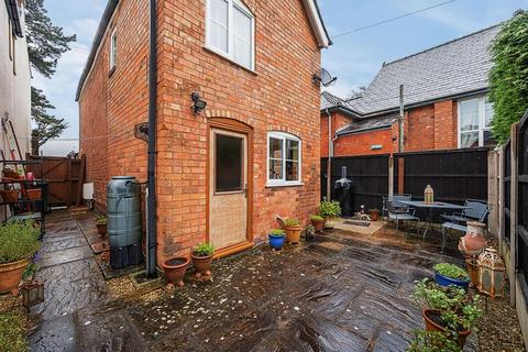 2 bedroom detached house for sale, Old Cedars Cottage,  Droitwich Road,  WR3