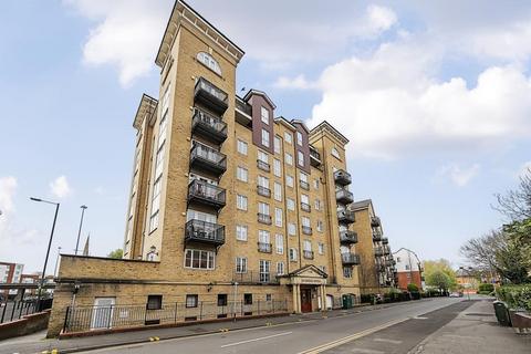 2 bedroom flat for sale, Central Reading,  Berkshire,  RG1