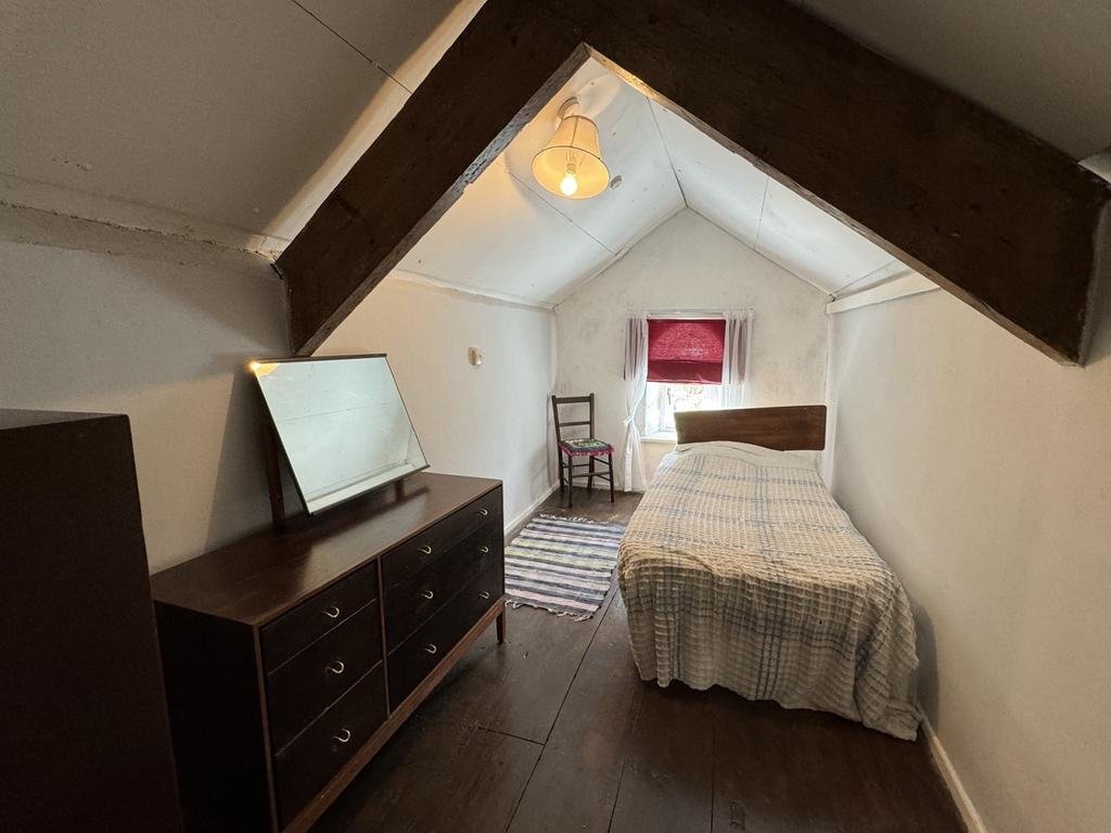 Attic Room 2