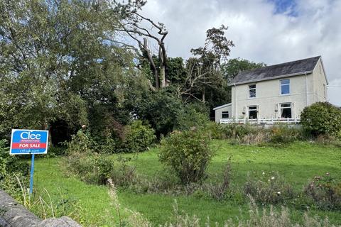 4 bedroom detached house for sale, Maesquarre Road, Ammanford, Carmarthenshire.