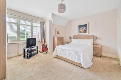 2 bedroom terraced house for sale, Portsmouth Road, Cobham, Surrey, KT11