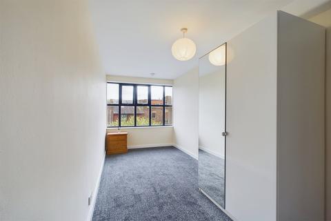 3 bedroom flat to rent, Waterloo Street, Newcastle Upon Tyne