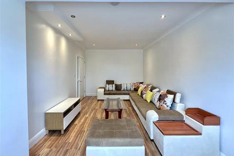 3 bedroom duplex to rent, Boileau Parade, Ealing, London, W5