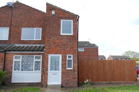 3 bedroom end of terrace house to rent, Firth Road, Retford