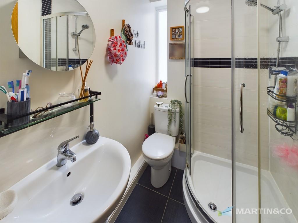 En Suite Bathroom