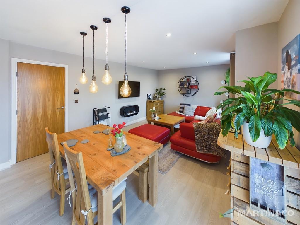 Lounge/Diner